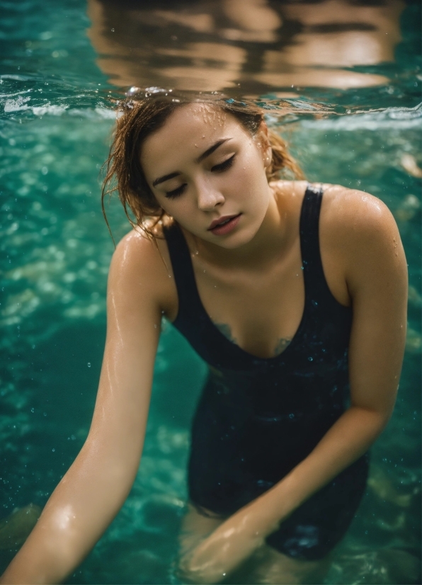 Face, Water, Joint, Head, Hairstyle, Photograph