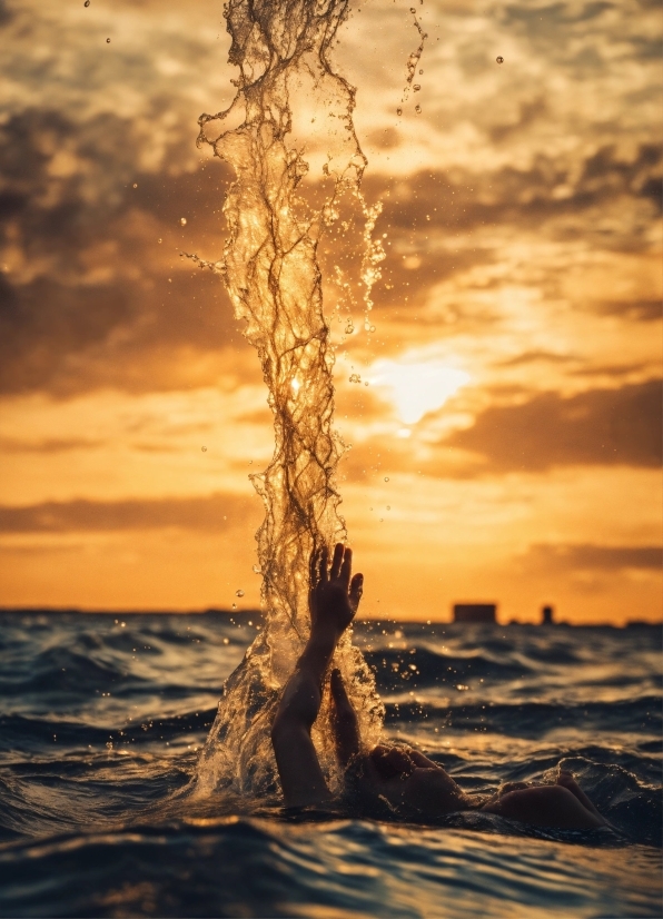 Dalle Mini Generator, Water, Cloud, Sky, Liquid, Natural Landscape