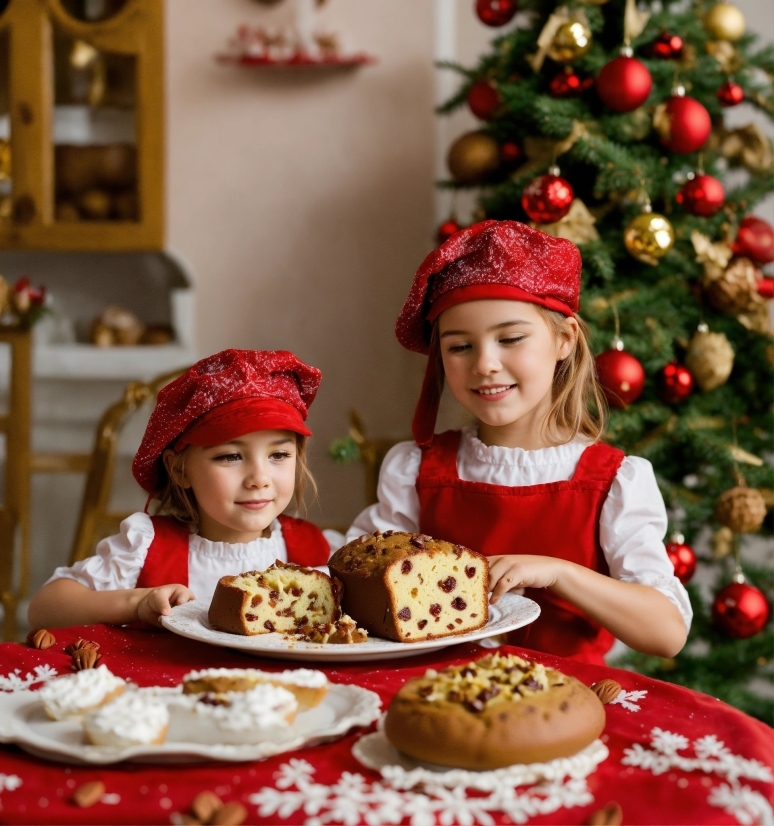 Face, Food, Christmas Tree, Smile, Tableware, Facial Expression
