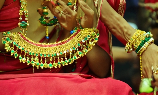 Hand, Green, Temple, Bangle, Sari, Body Jewelry