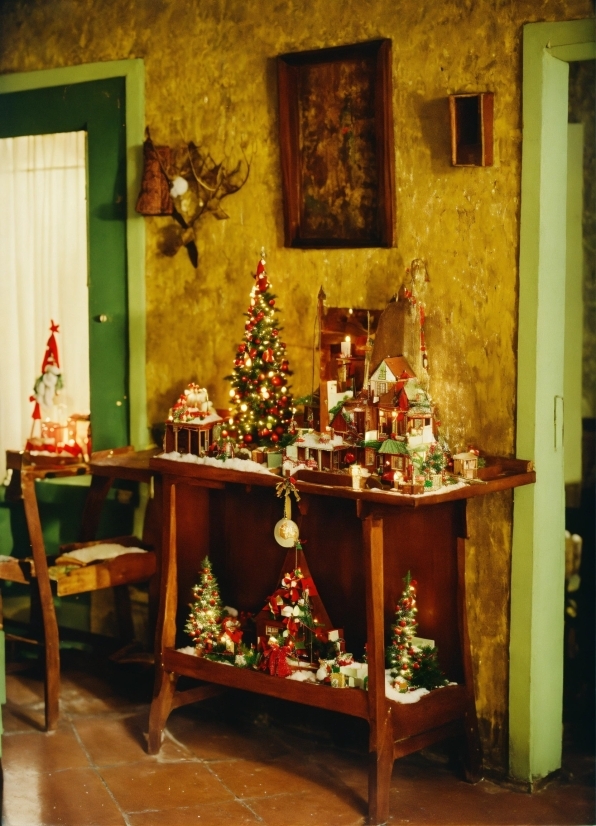 Illustrator Show Top Toolbar, Furniture, Christmas Ornament, Table, Christmas Tree, Picture Frame