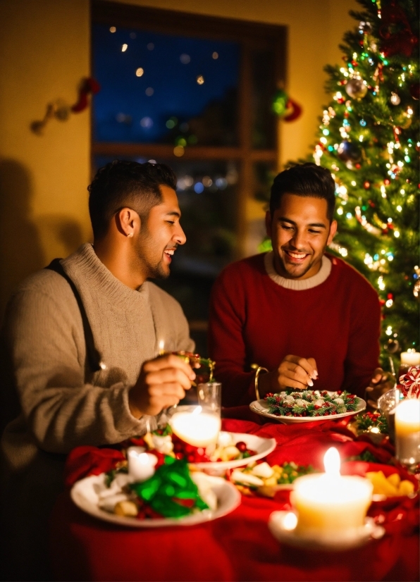 Smile, Christmas Tree, Tableware, Food, Candle, Table