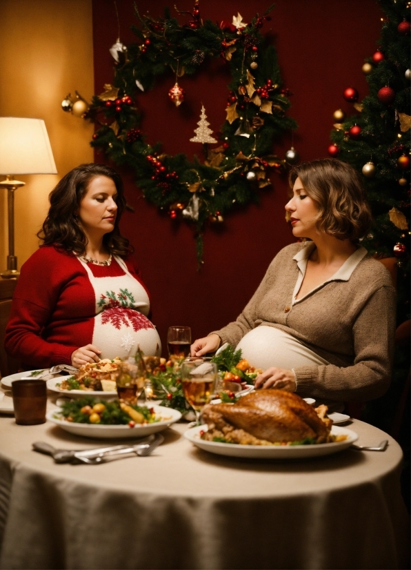 Table, Food, Tableware, Christmas Tree, Lighting, Plate