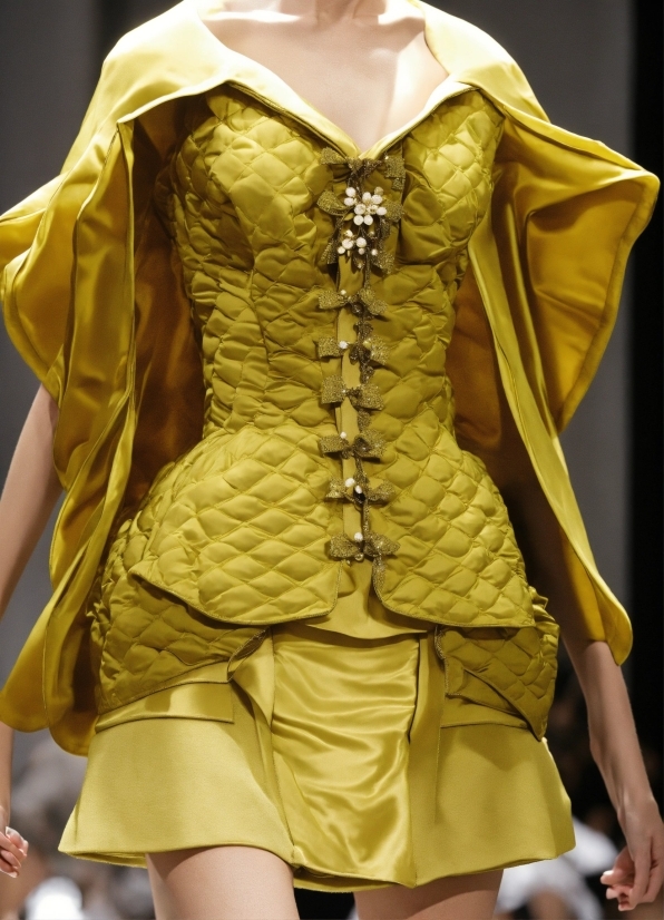 Outerwear, One-piece Garment, Sleeve, Yellow, Waist, Collar