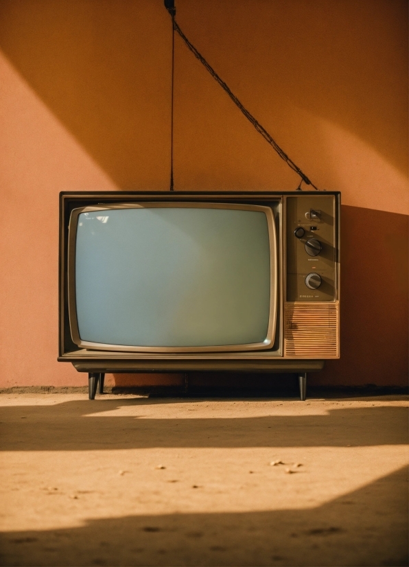 Television, Analog Television, Television Set, Home Appliance, Entertainment, Wood