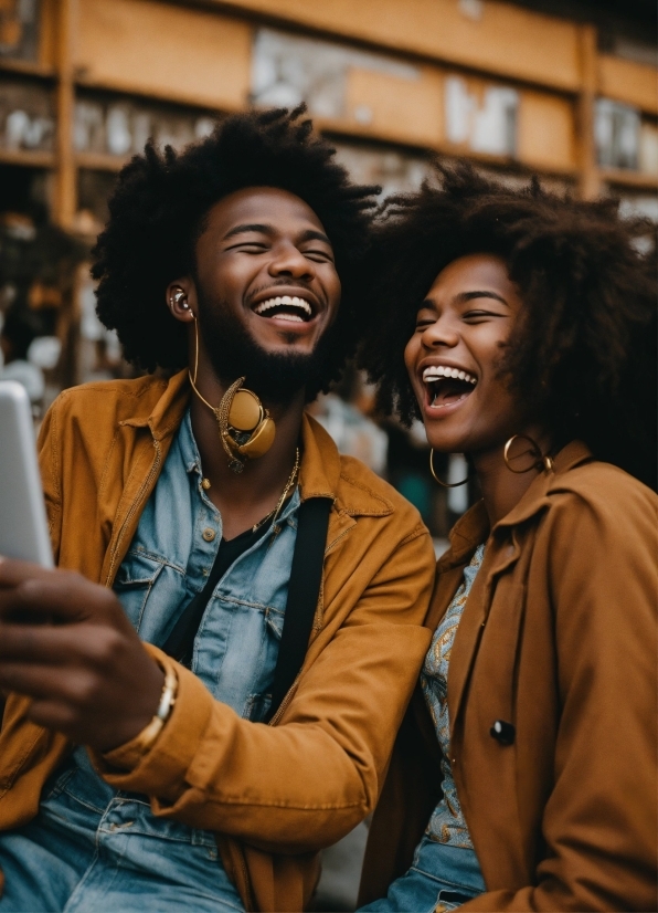 Free Graphic Design Mockups, Clothing, Smile, Human, Happy, Gesture