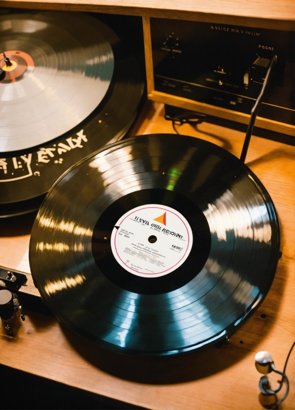 Light, Gramophone Record, Composite Material, Circle, Record Player, Electronic Device