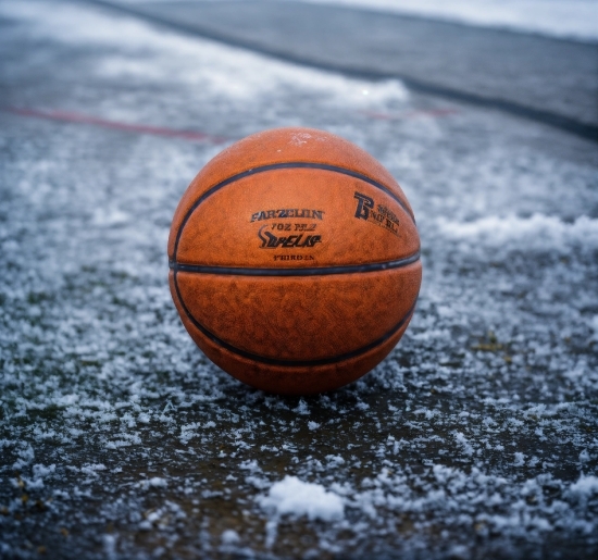 Basketball, Sports Equipment, Daytime, Ball, Basketball, Ball Game
