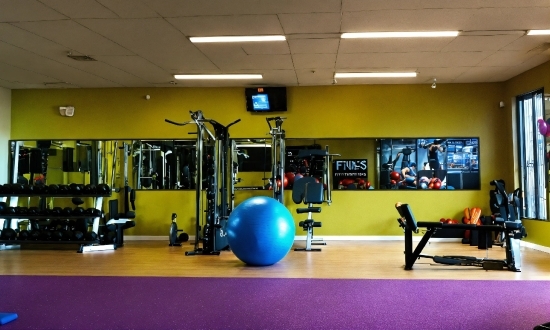 Building, Exercise Machine, Exercise Equipment, Interior Design, Gym, Ball