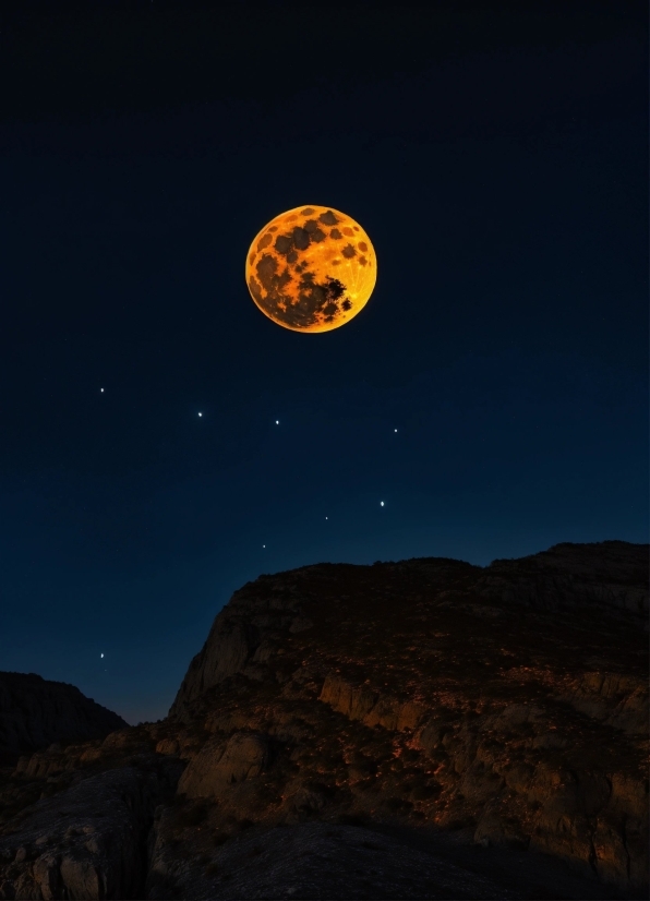 Sky, Atmosphere, Moon, Mountain, Astronomical Object, Full Moon