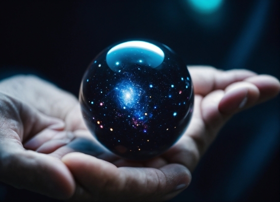 Thomas Heatherwick, Hand, Ball, Gesture, Finger, Astronomical Object